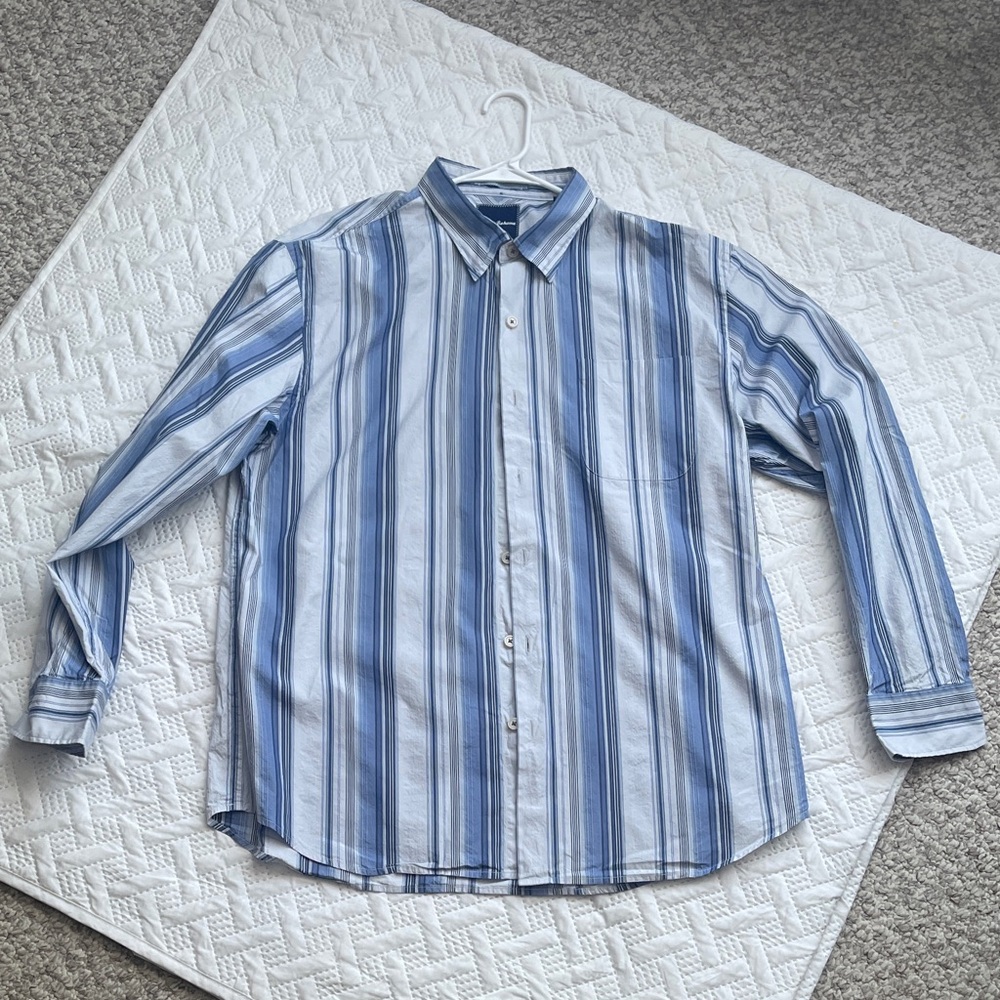 Tommy Bahama Men's Blue and White Striped Shirt